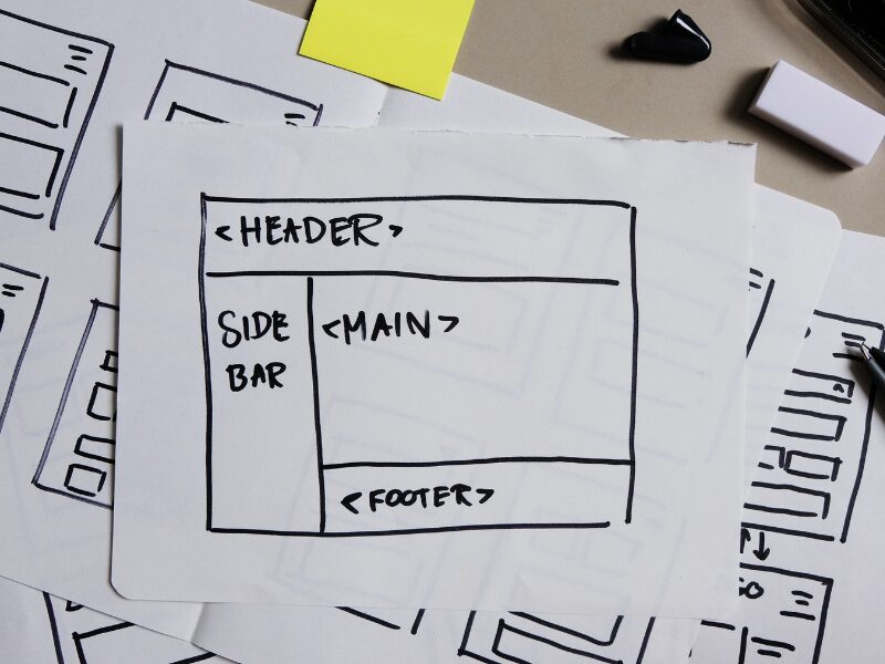 Architettura dei contenuti B2B: come progettare hub tematici che generano autorità e lead qualificati